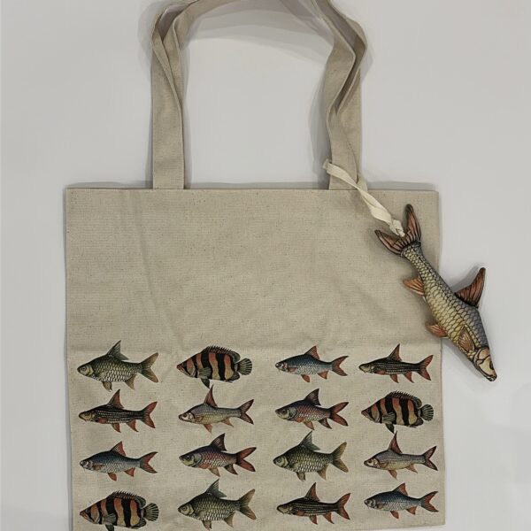 Fish tote